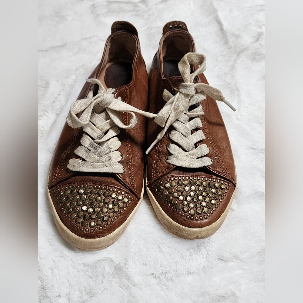 Frye Kira Studded Low lace up shoe in cognac